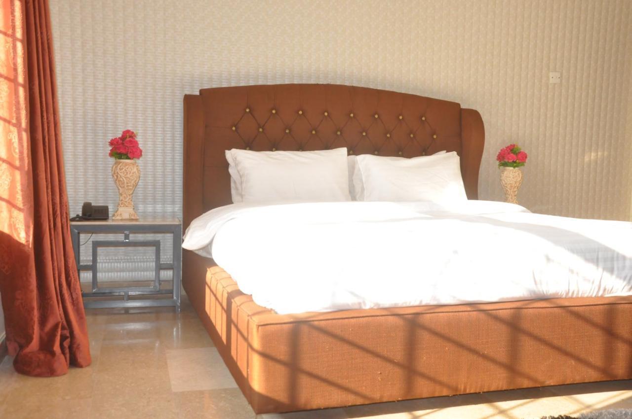 Bm Residency Hotel Islamabad Eksteriør billede